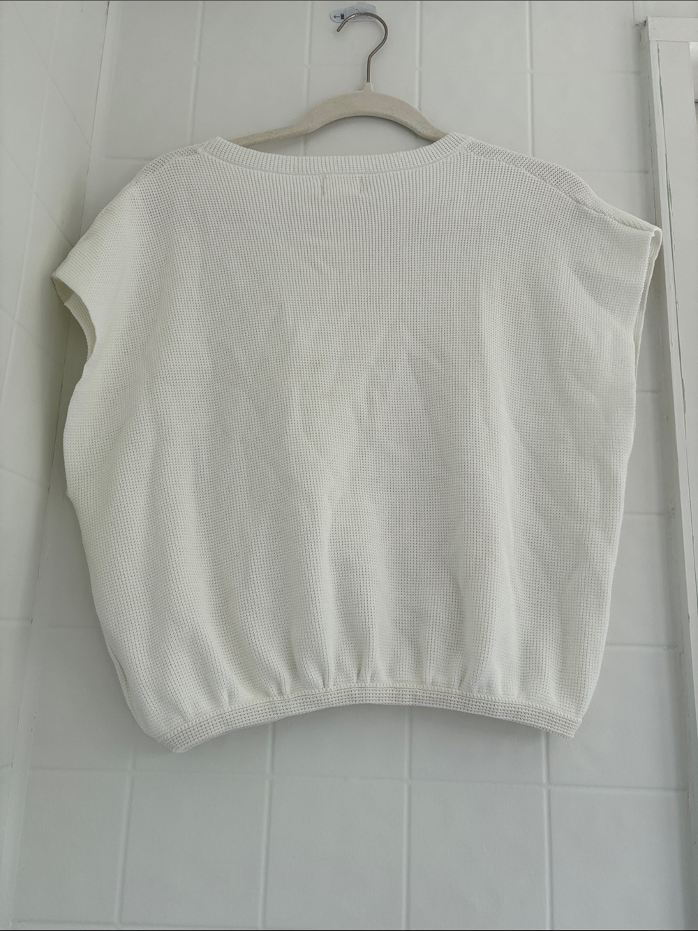 Women's Cream Knit Short-Sleeve Boxy Pullover - Picture 6 of 6